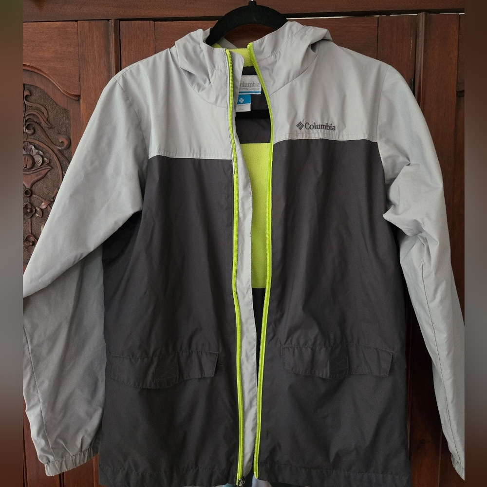 Columbia Rain Jacket